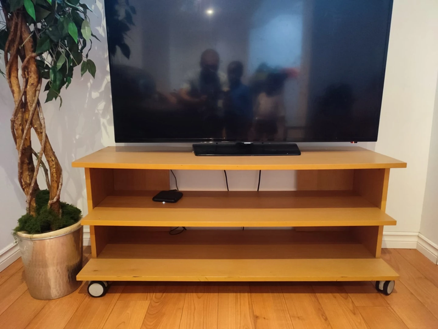 Tv stand and table