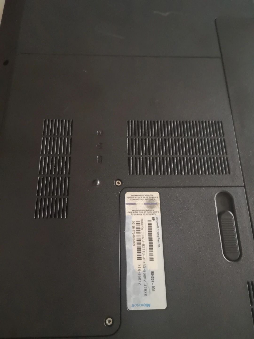 HP Pavilion g6 Laptop 6 GB ram 15" screen - photo 3