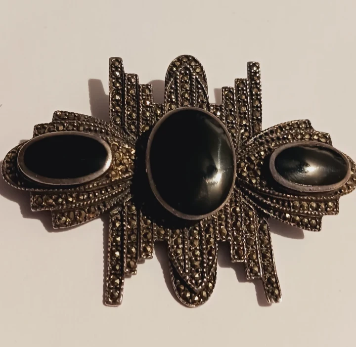 Art Deco Sterling Silver 925 Marcasites Onyx Stone Brooch