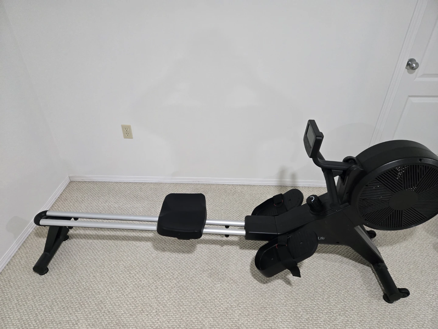 SereneLife Rowing Machine
