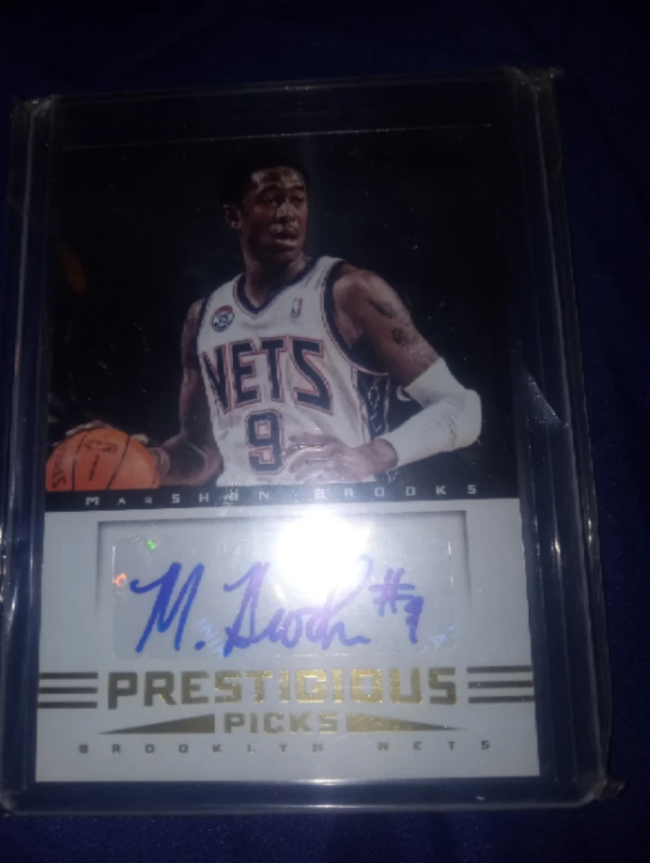 MarShon Brooks Nets Panini Autographed Basketball Card