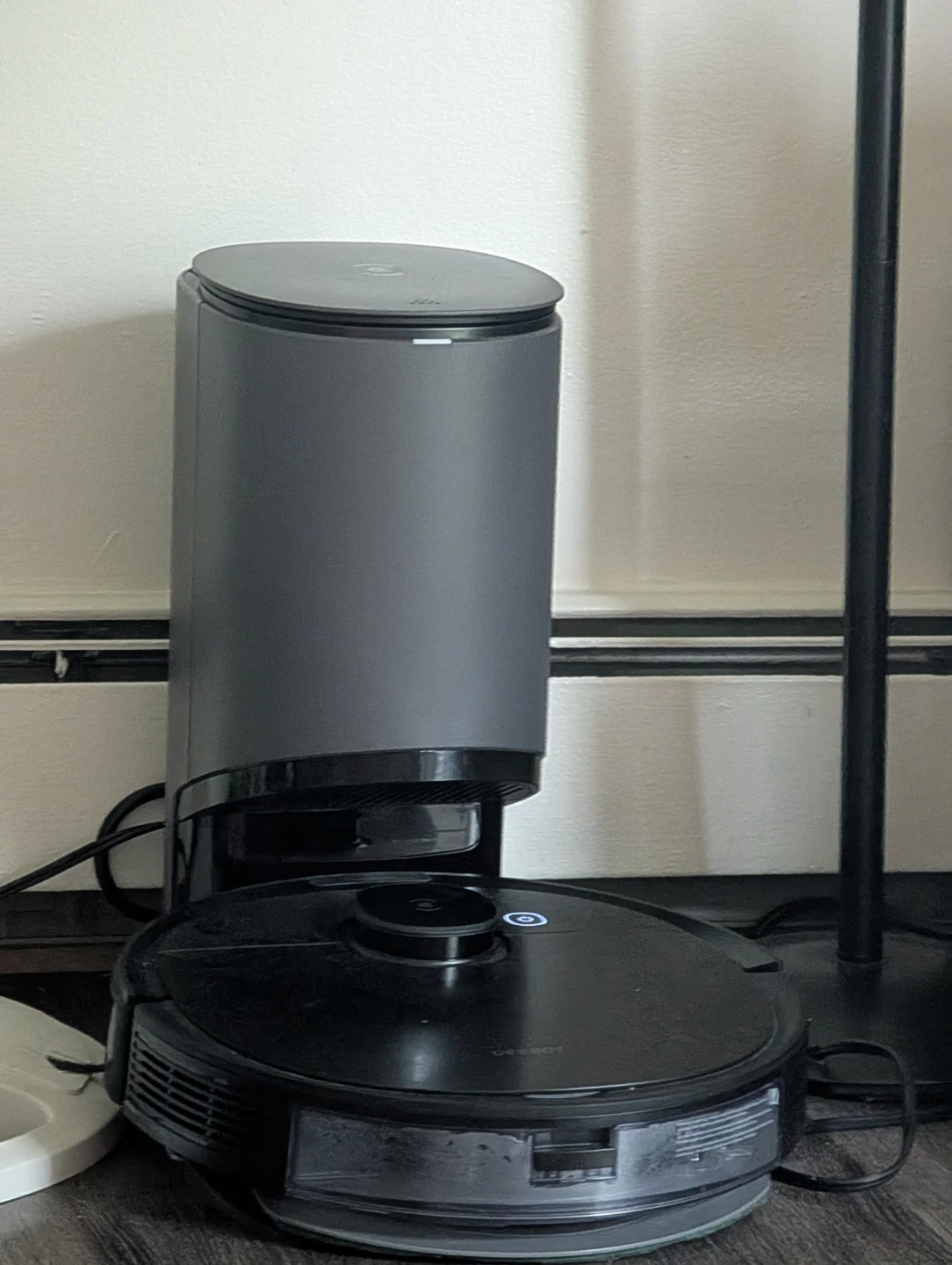 ECOVACS DEEBOT Robot Vacuum with Auto-Empty Station - photo 2