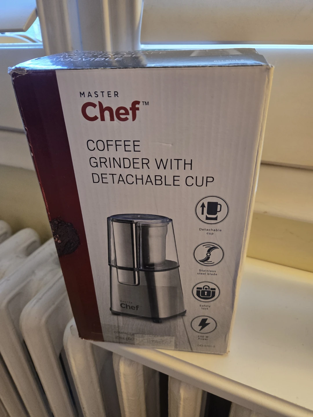 Master Chef Coffee Grinder with Detachable Cup