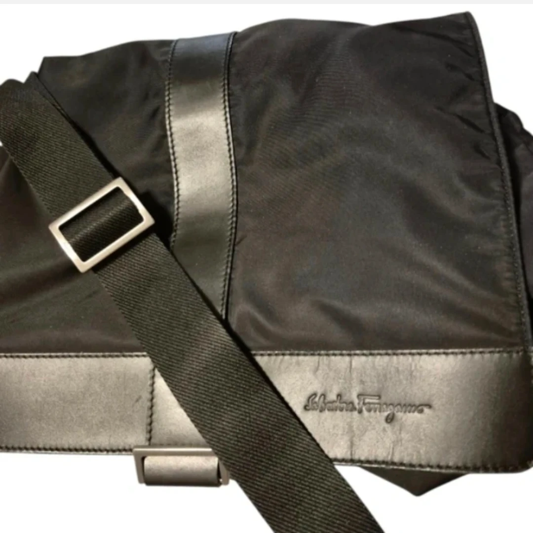 Salvatore Ferragamo Nylon & Leather Detailing Messenger Bag - photo 2