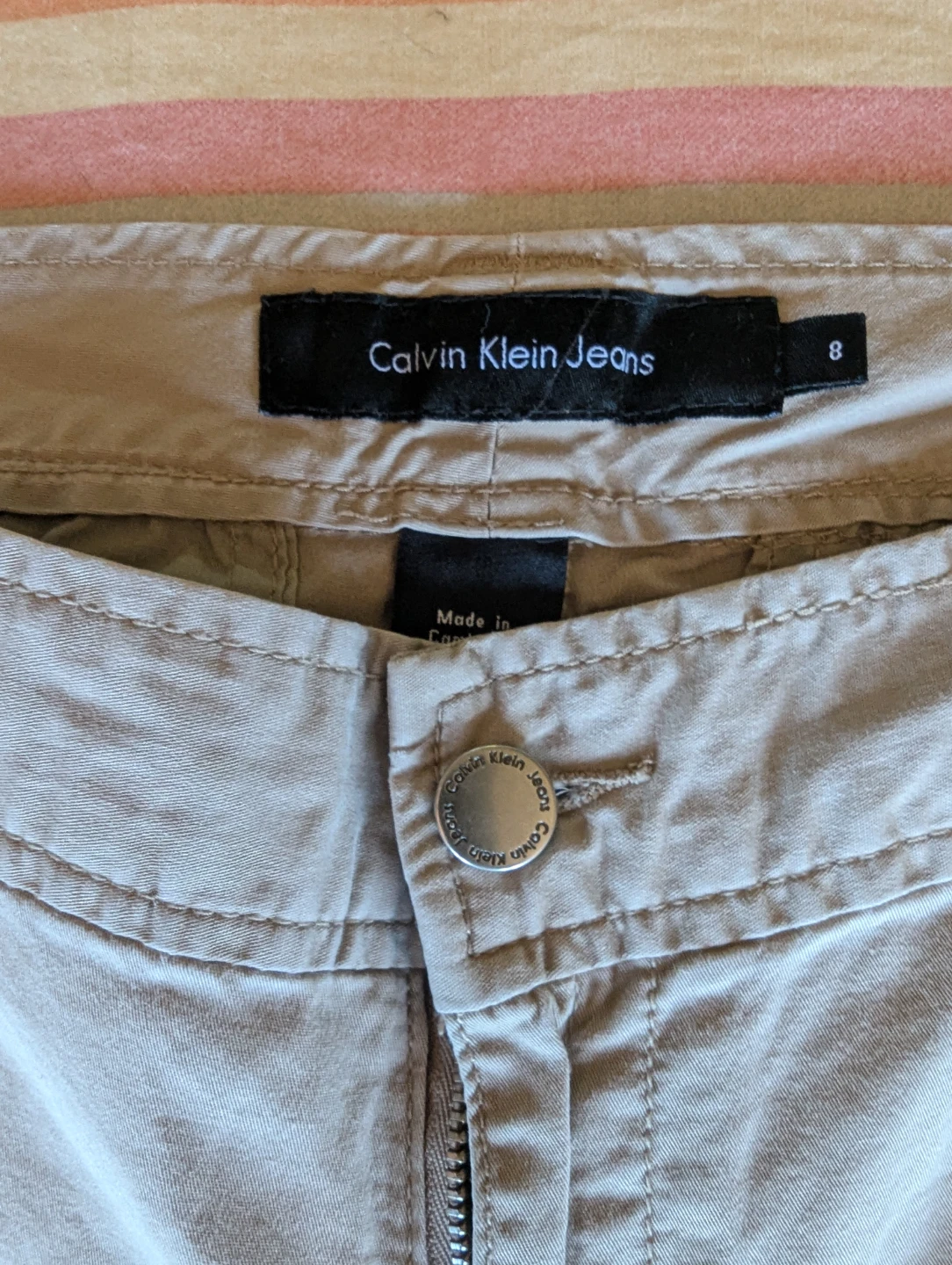 Calvin Klein women's Capri pants. Size 8. Like new. - photo 3