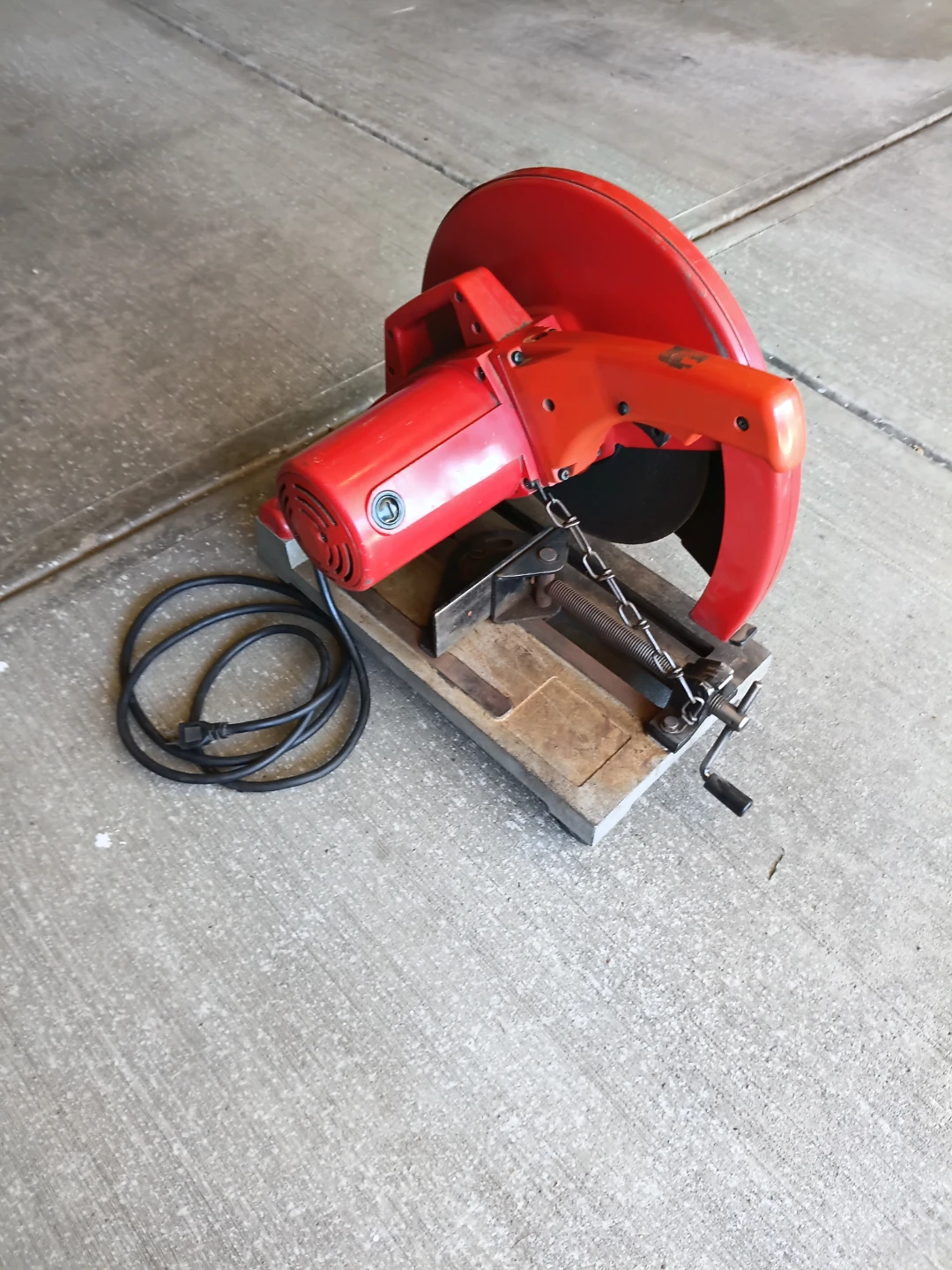 Milwaukee 14" Abrasive Cut-Off Machine - photo 3