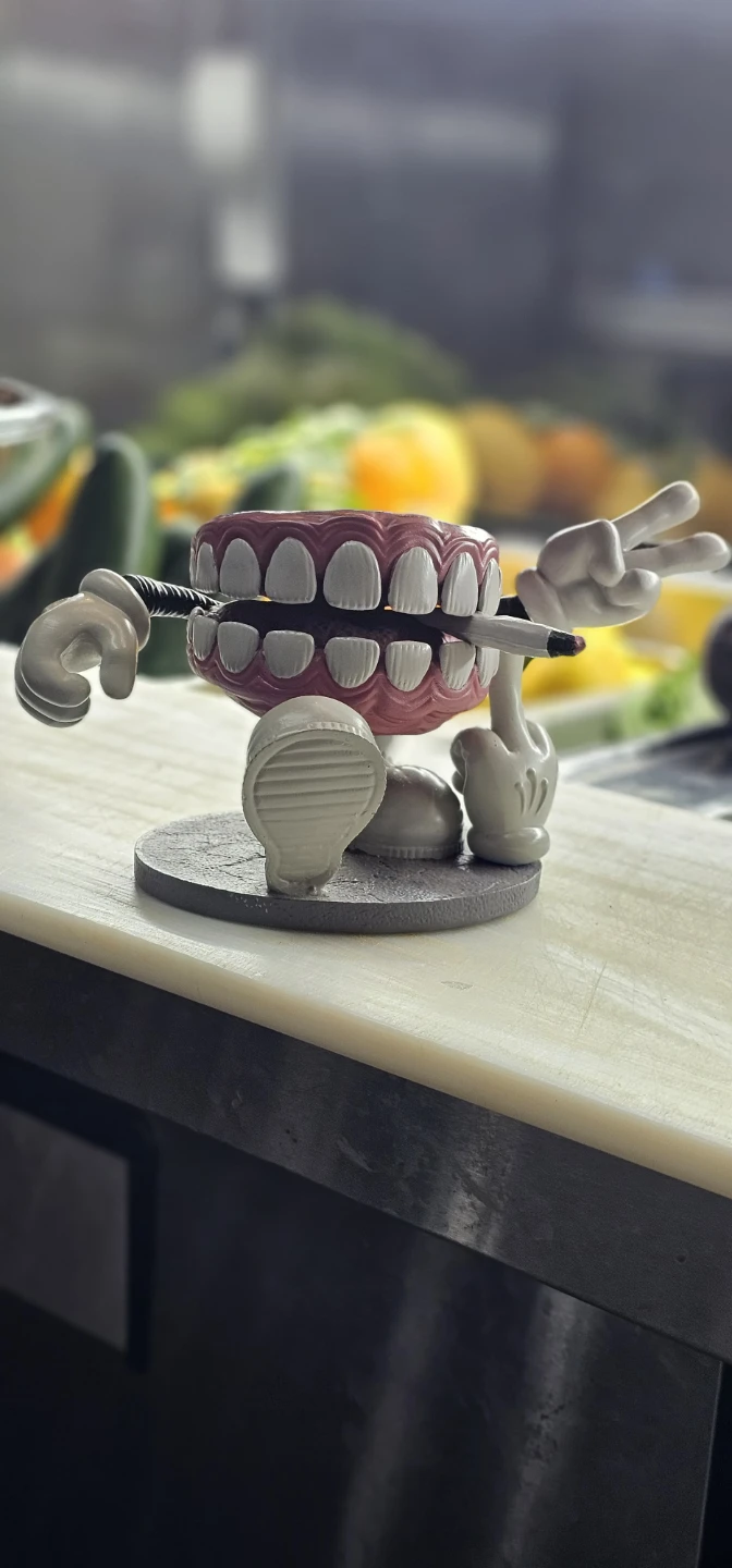 Funny Teeth Holder Desktop Figure - photo 2
