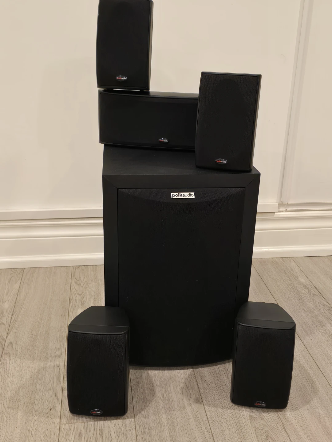 Polk Audio RM6750 Home Theater System