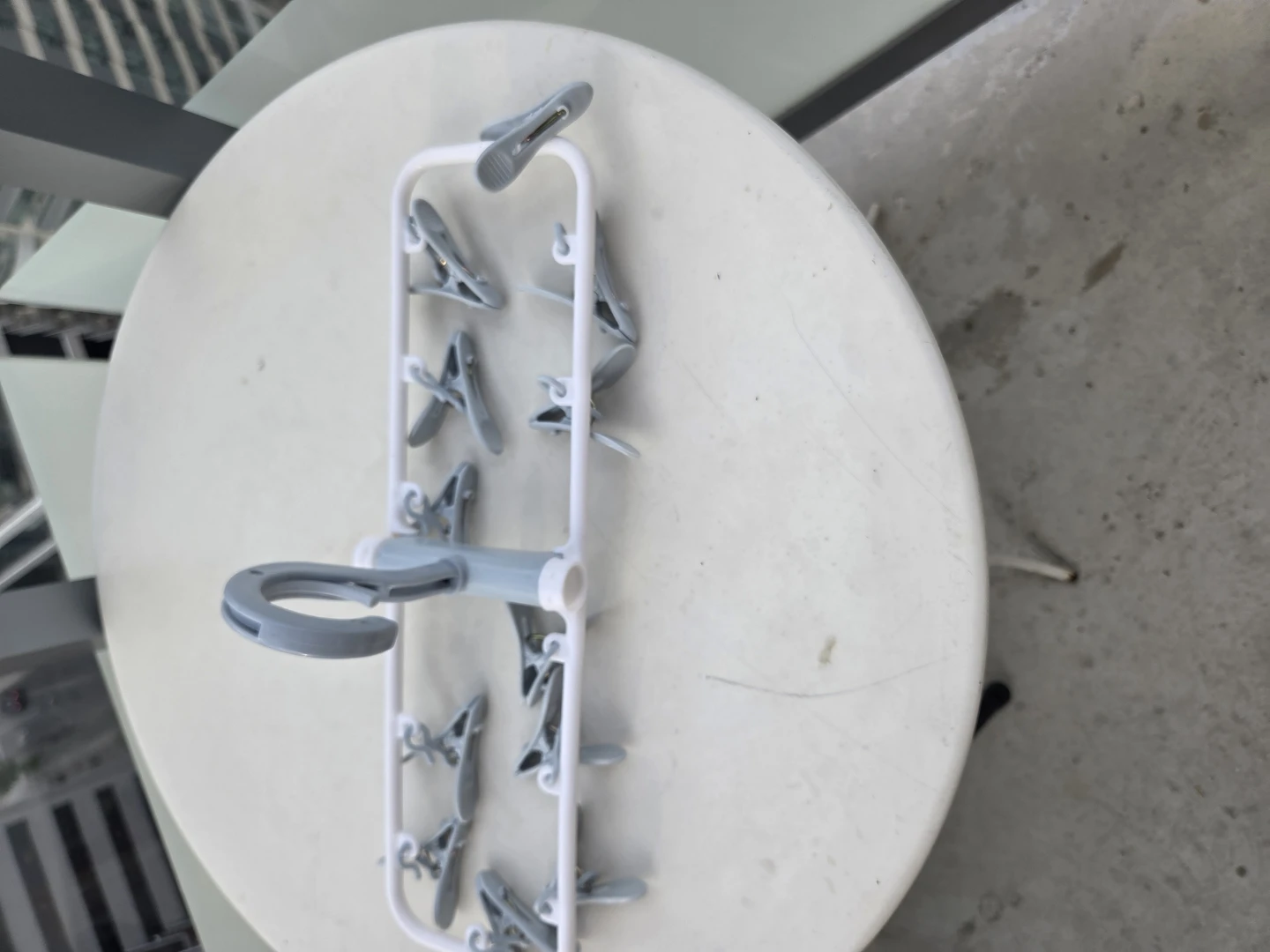Plastic Clothes Drying Hanger with Clips - photo 2