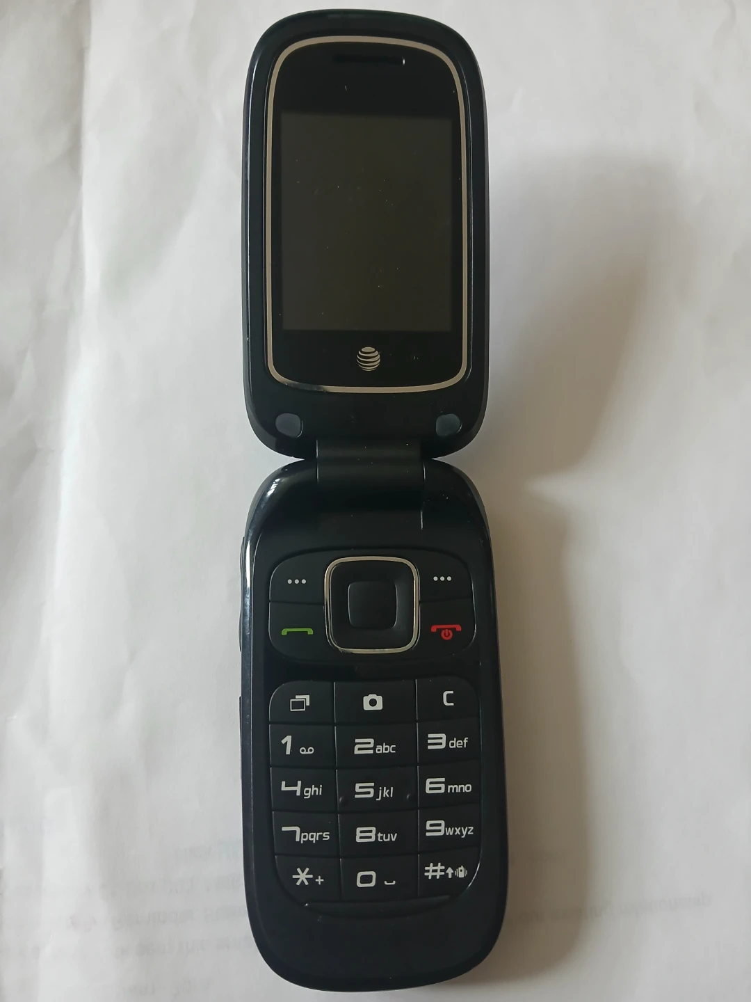 AT&T Flip Phone - photo 2