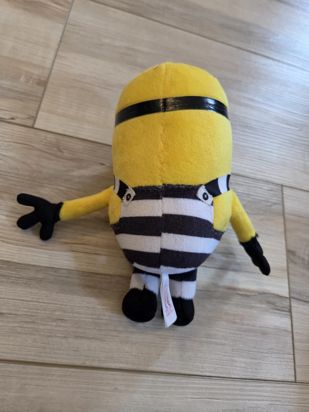Despicable Me 3 Prisoner Jailbird Carl the Minion Plush 7" 2017 - photo 3