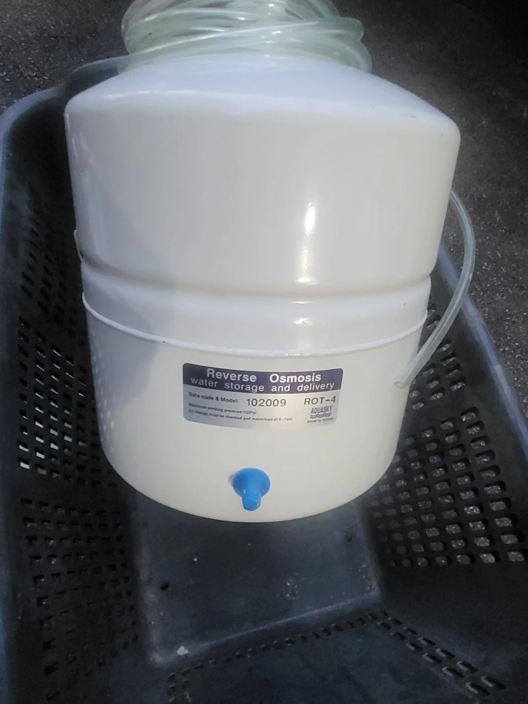 Reverse Osmosis Water Filter System with Storage Tank