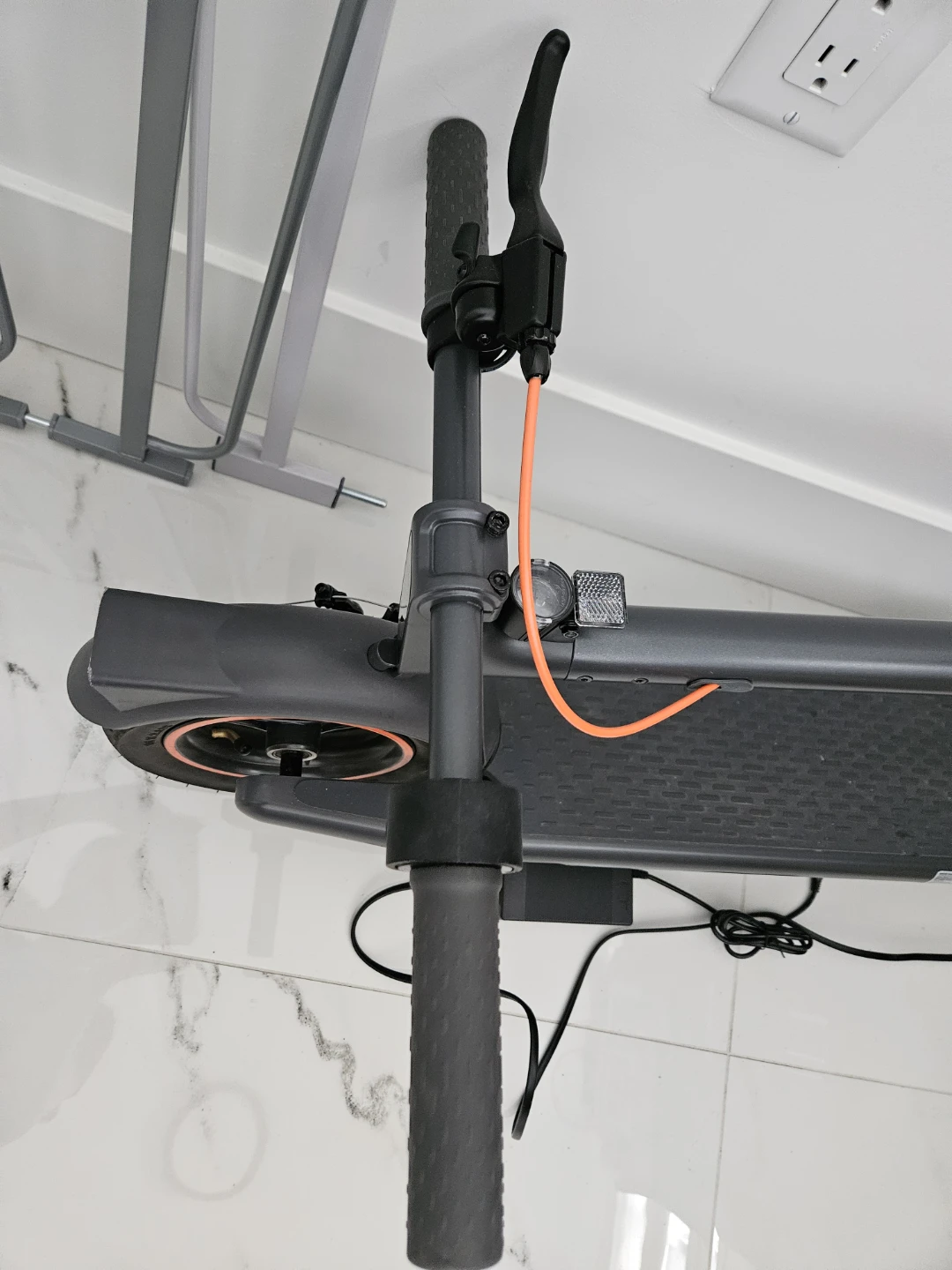 NAAVEE Electric Scooter N40 - photo 2