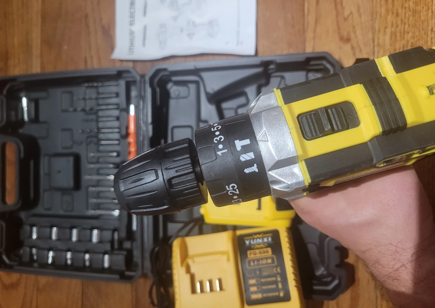 NEW Cordless Hammer Drill Set with 1 Battery 4.0Ah - photo 3