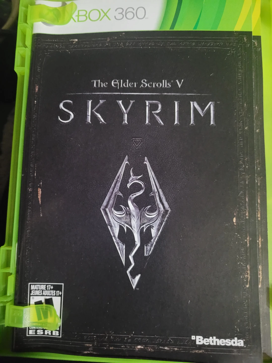 The Elder Scrolls V: Skyrim - Xbox 360 Game - photo 2