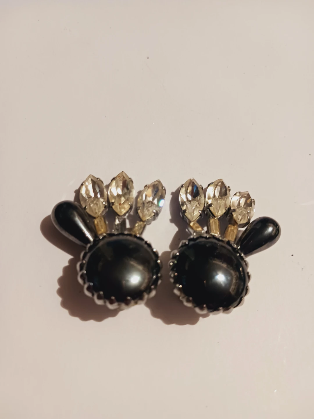 Gorgeous Vintage Black & Clear Rhinestone Earrings - photo 4