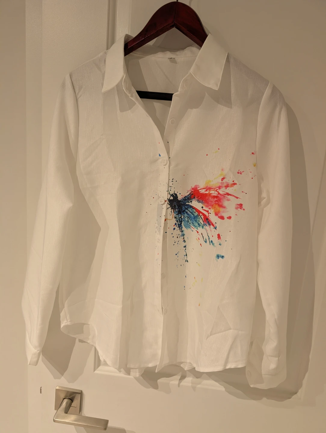White Button-Up Shirt with Dragonfly Design - Size S - photo 2