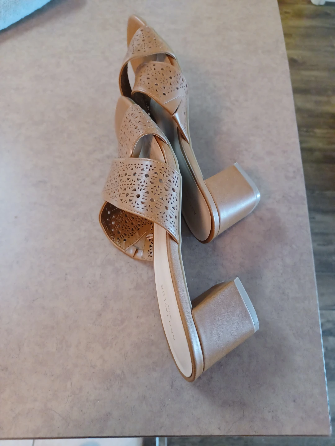Ann Taylor Factory Women's Size 8M Heeled Sandals - photo 2