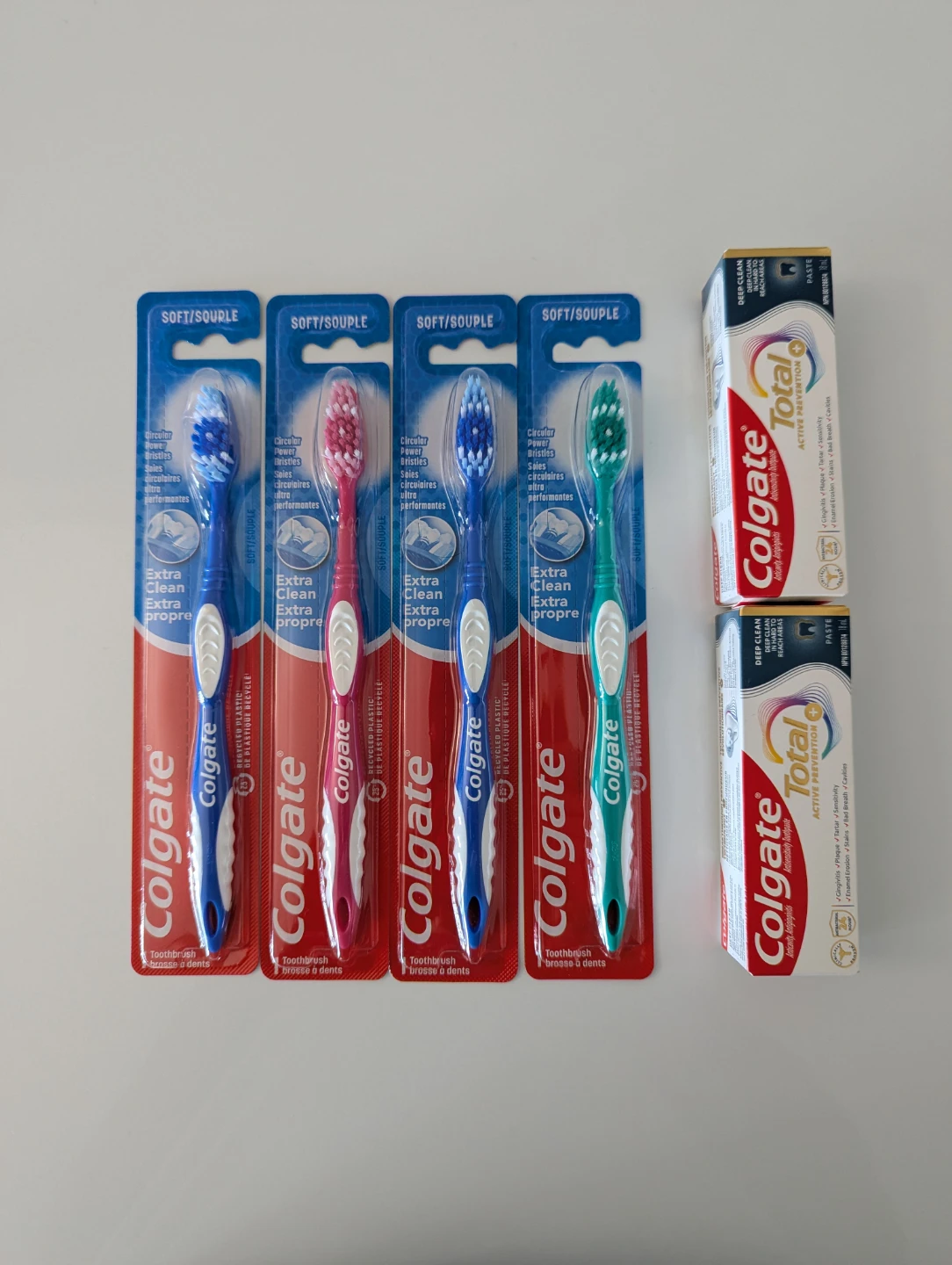 Colgate Toothbrushes & Toothpaste Bundle – Brand New