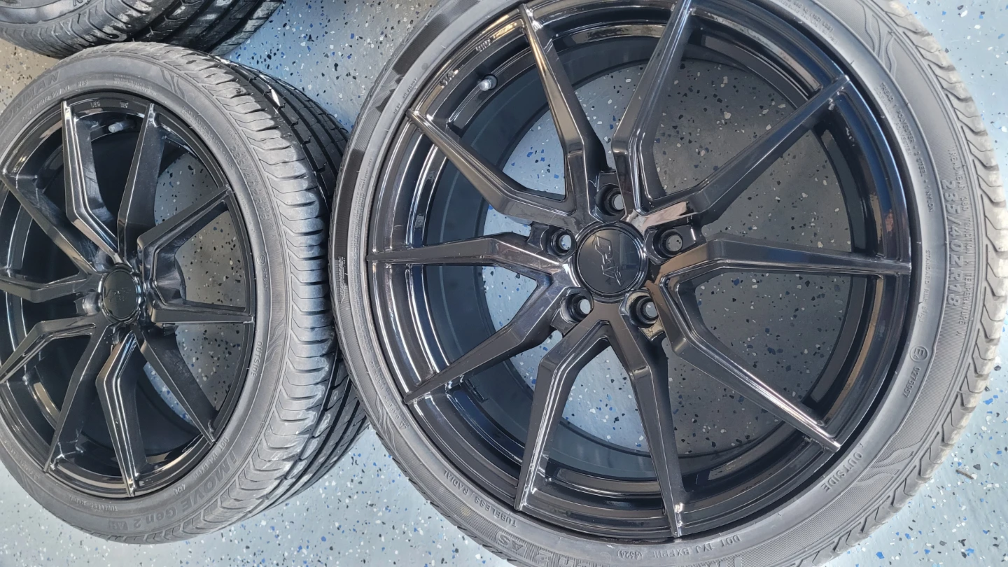DTM Wheels with Tires - photo 2