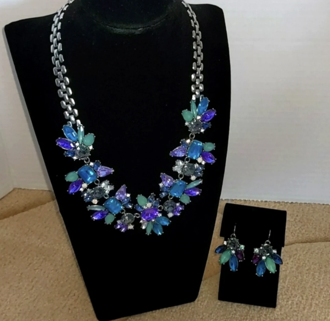 Statement Necklace and Earrings Set