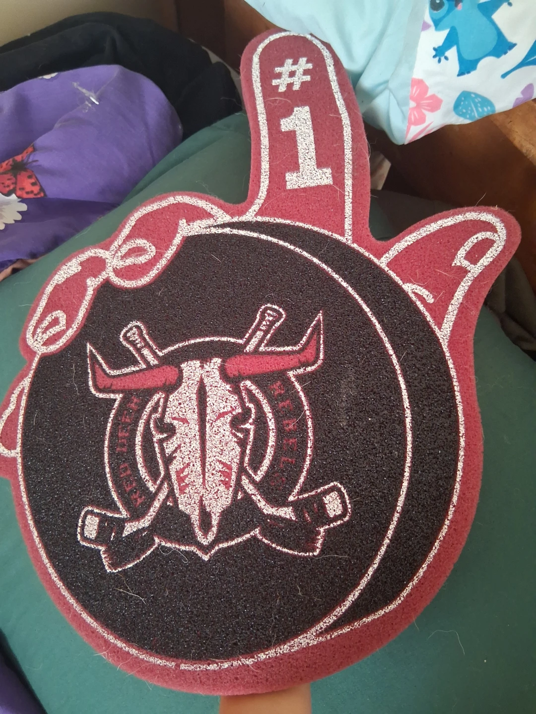 Red deer rebels 1 finger