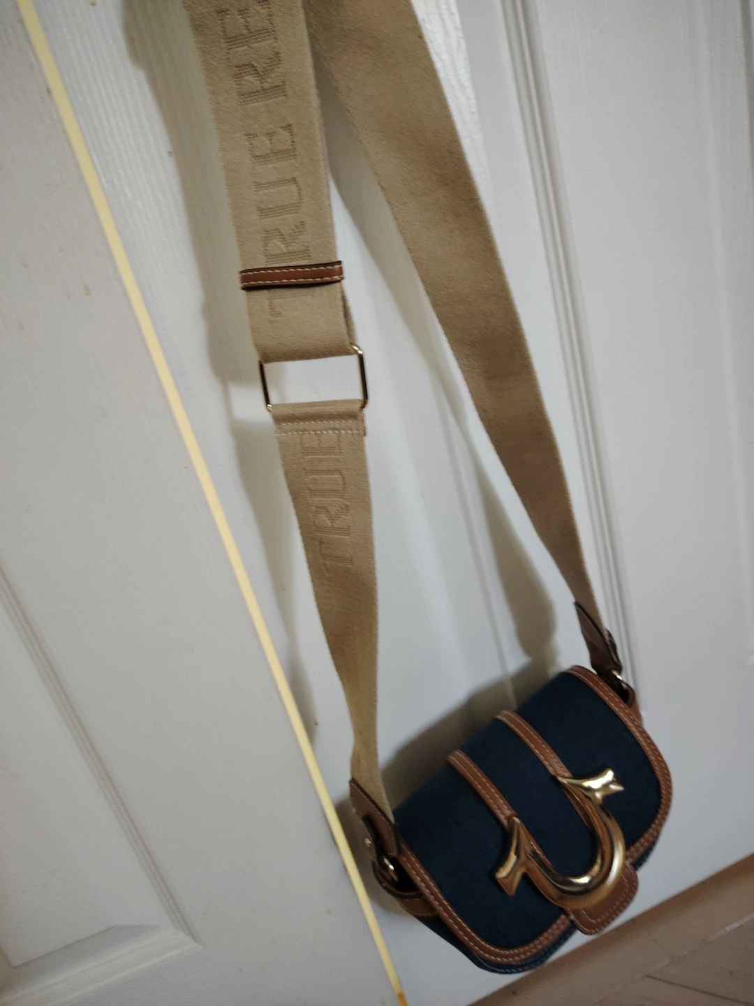 ⚽️True Religion Denim Crossbody Bag - photo 4