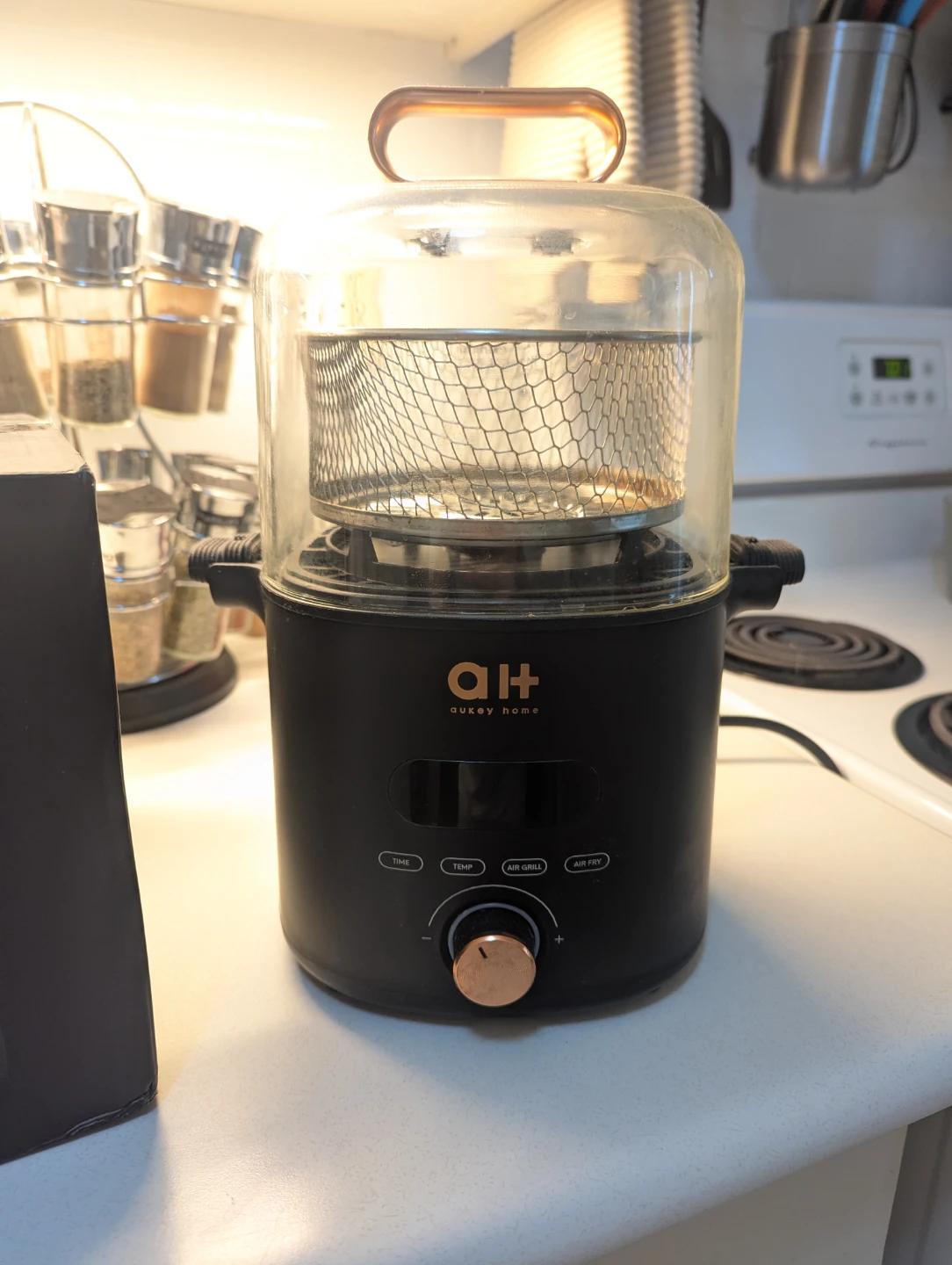 Modern Compact Air Fryer – Stylish & Functional - photo 3