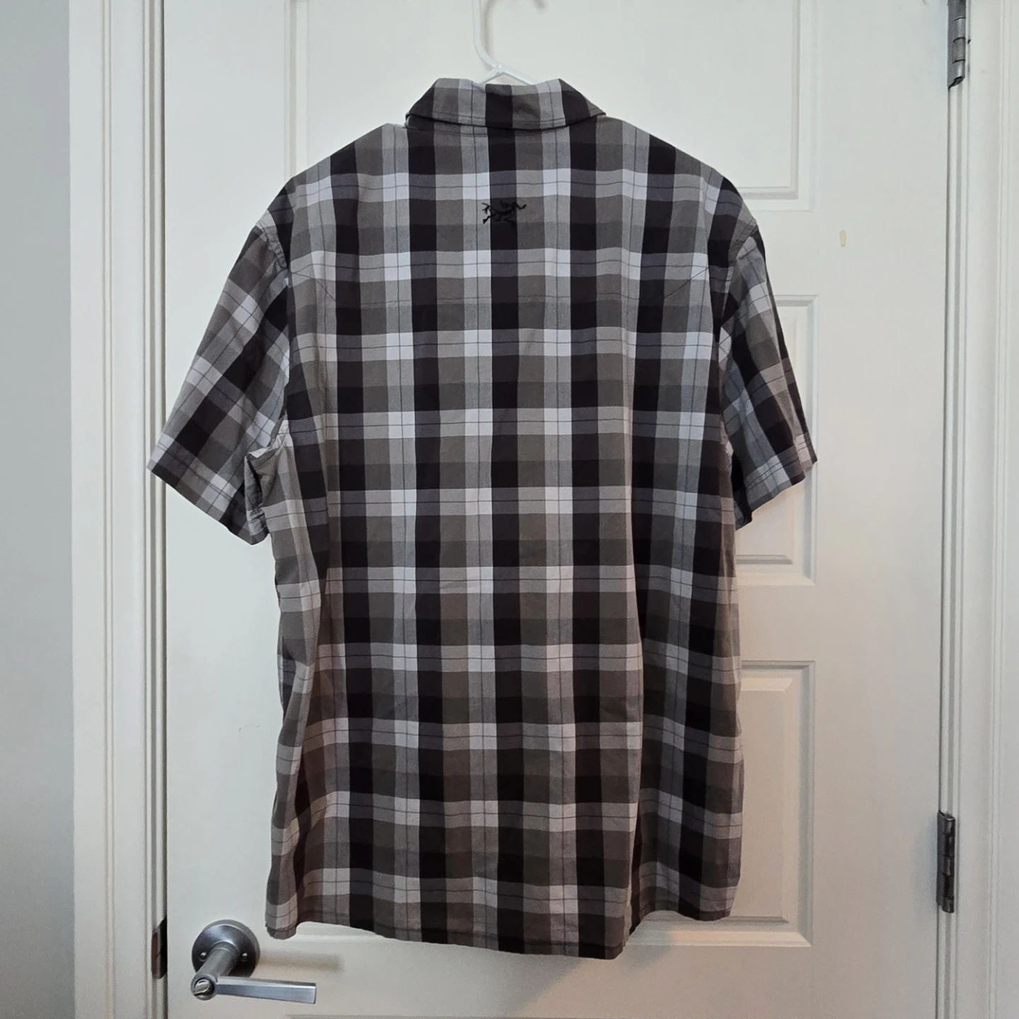 Arc'teryx Men's Plaid Short Sleeve Button-Up Shirt - Size L - photo 3