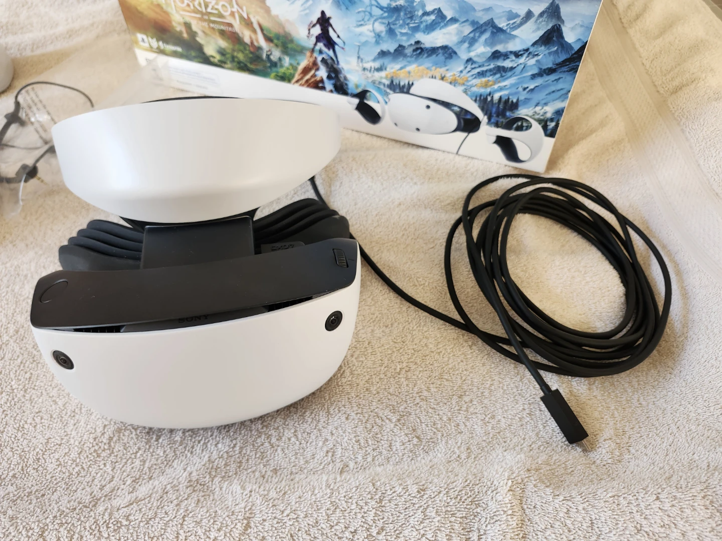 PlayStation VR2 Headset Bundle - photo 4