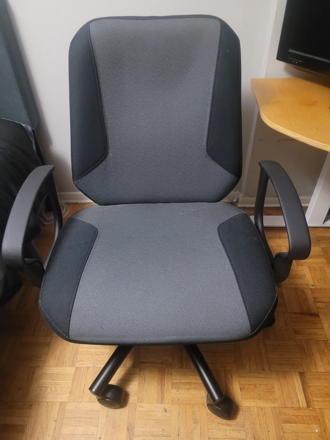 Grey Office Chair ×2