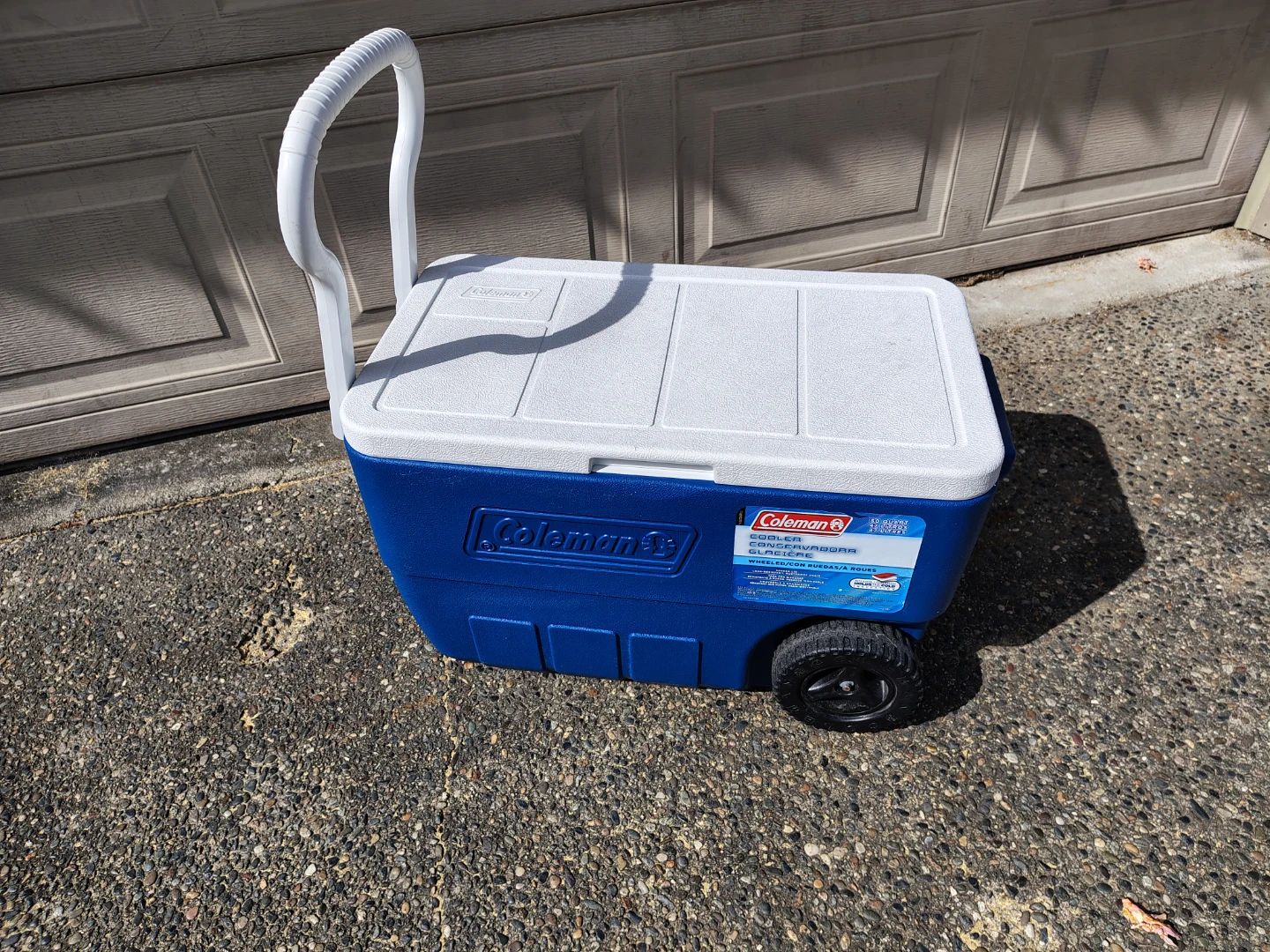 50 Quart Coleman Wheeled Cooler with Drain