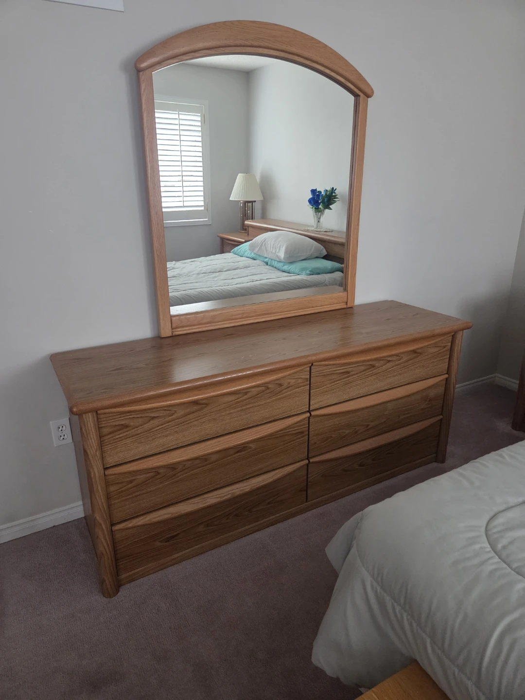 Solid Oak Bedroom Set - photo 4