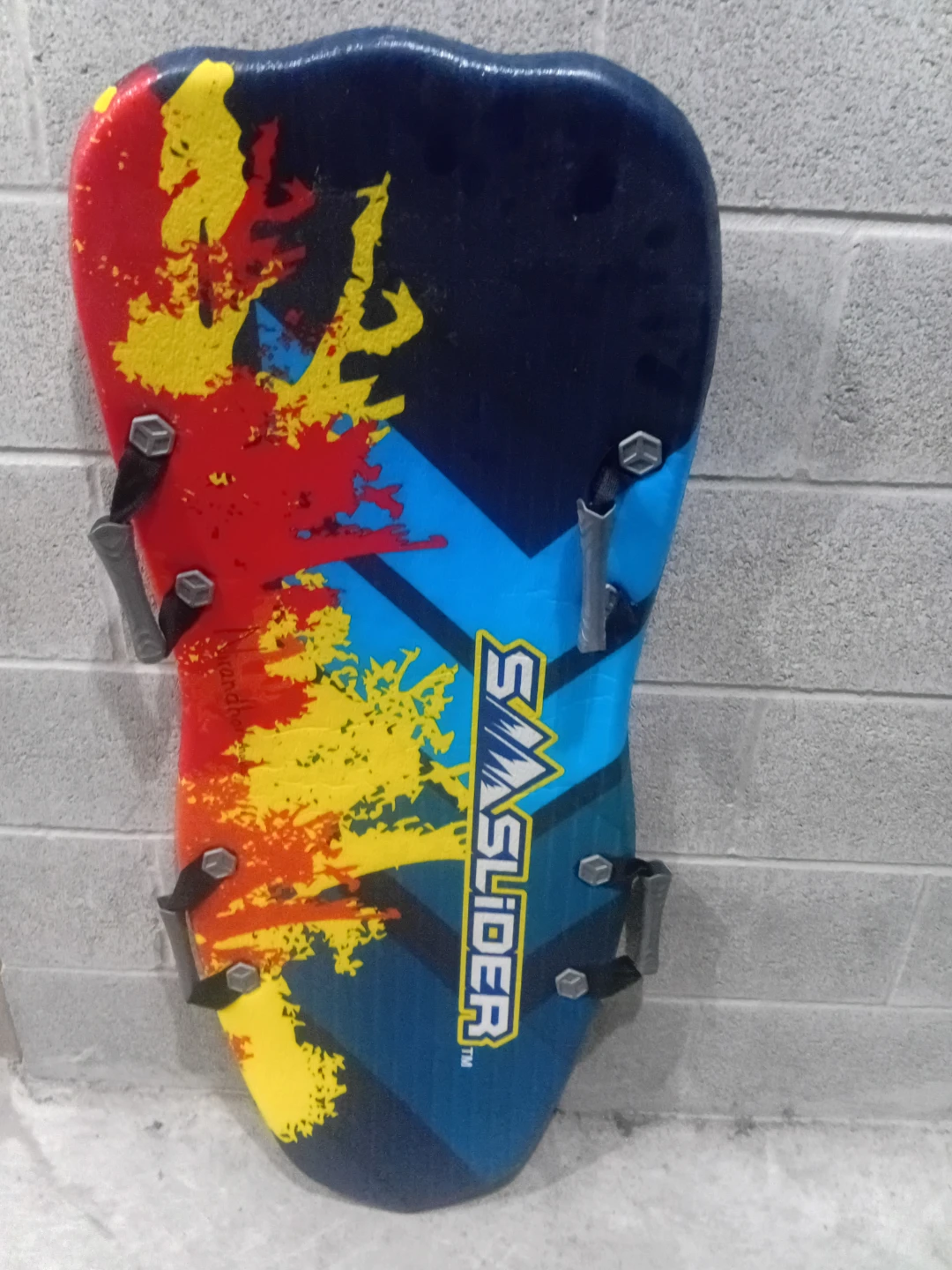 Winter kids snowboard