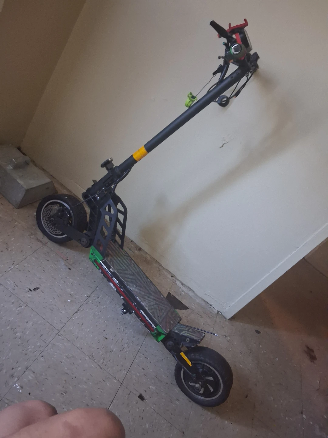 Kukirin G2 MAX Electric Scooter - photo 2
