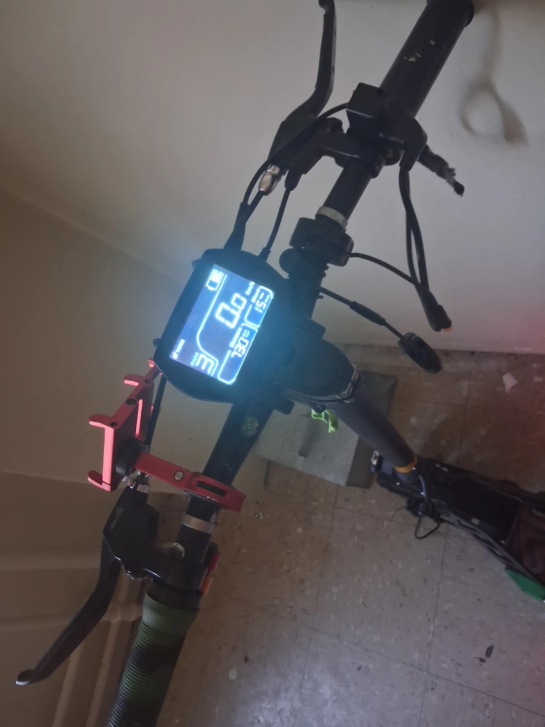 Kukirin G2 MAX Electric Scooter - photo 4