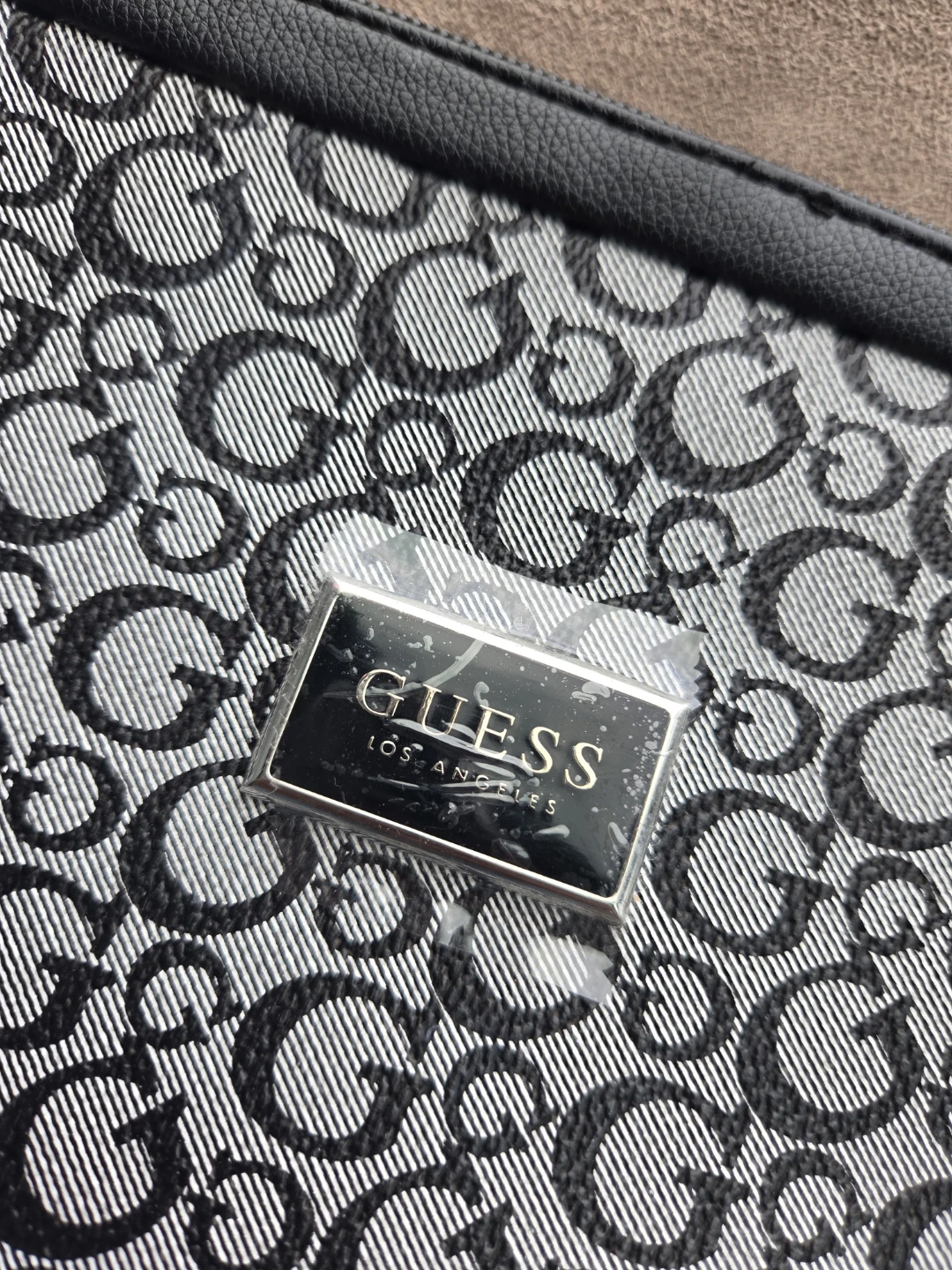 Guess makeup Bag - photo 3
