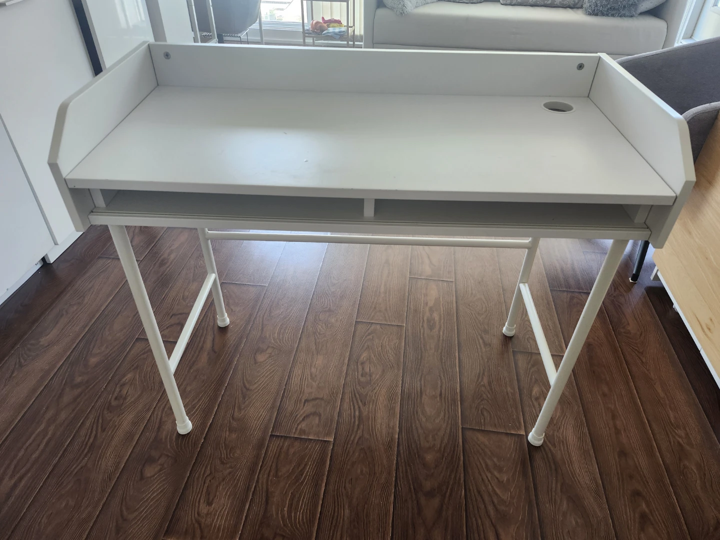 White Ikea Hauga desk