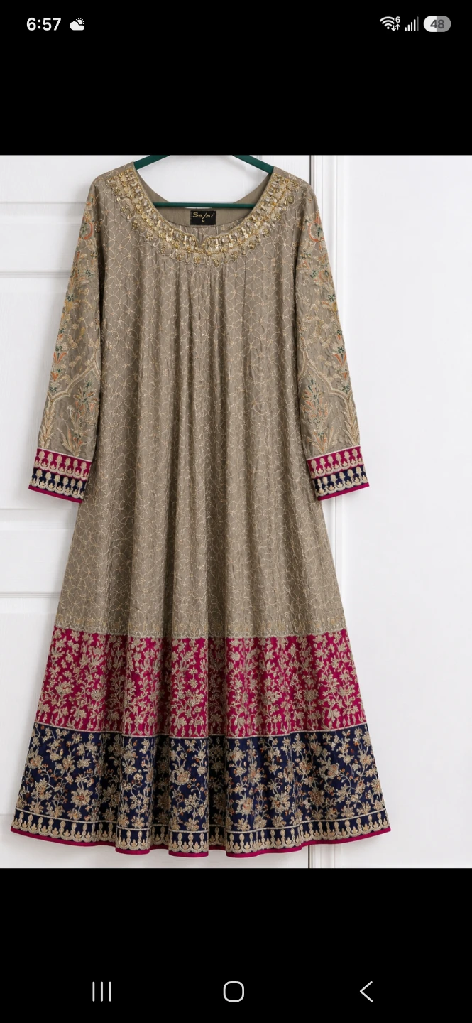 Weddings/ party wear dress - photo 2