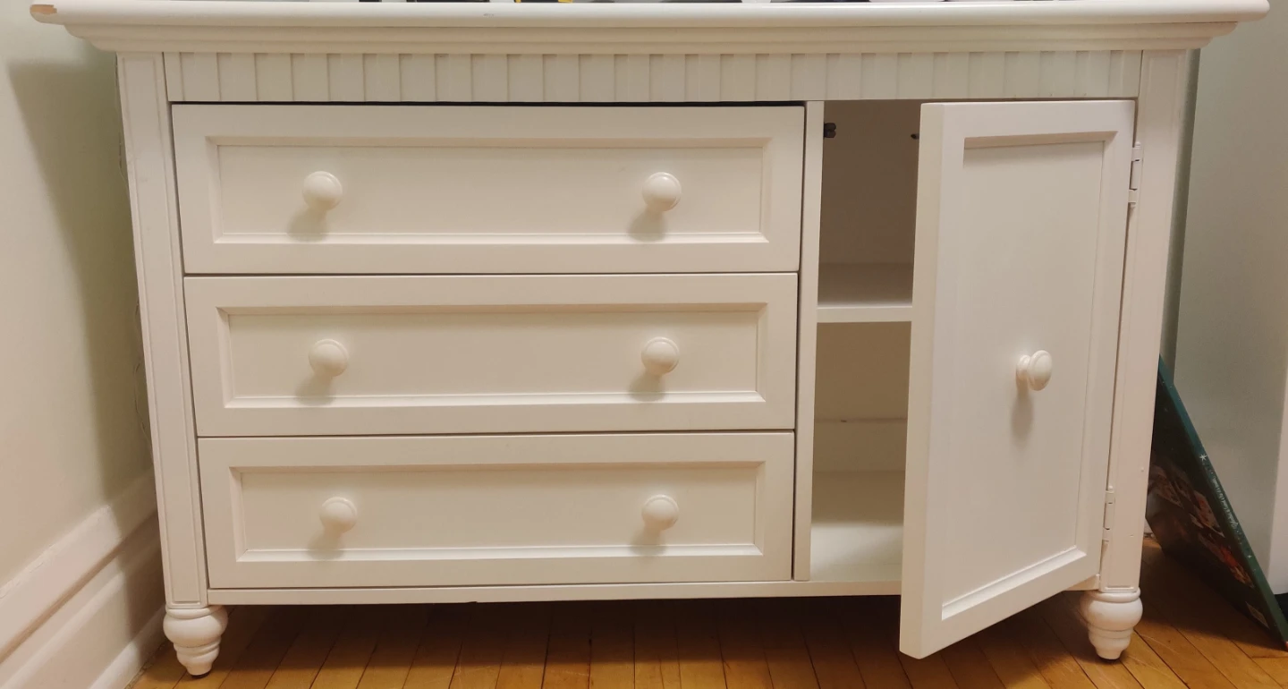White Changing Table Dresser + free Ikea Changing Pad - photo 2