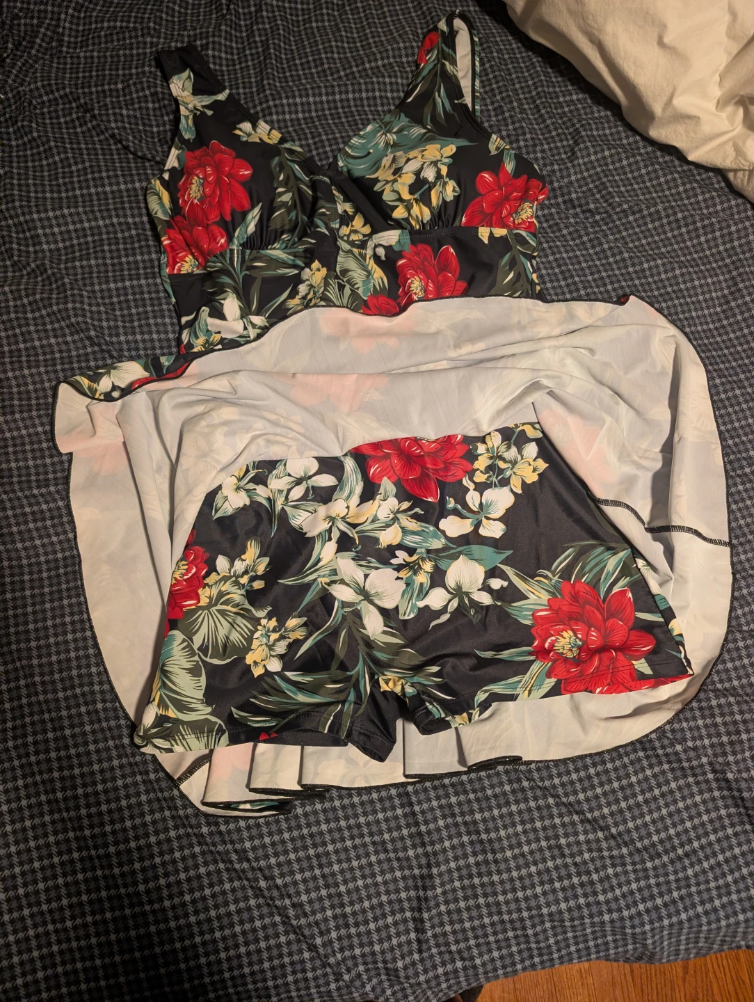 Women's Floral Swimdress Swimsuit - photo 2