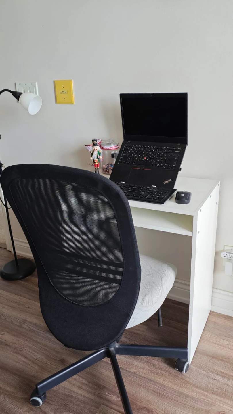 Sturdy Work or Study desk great condition