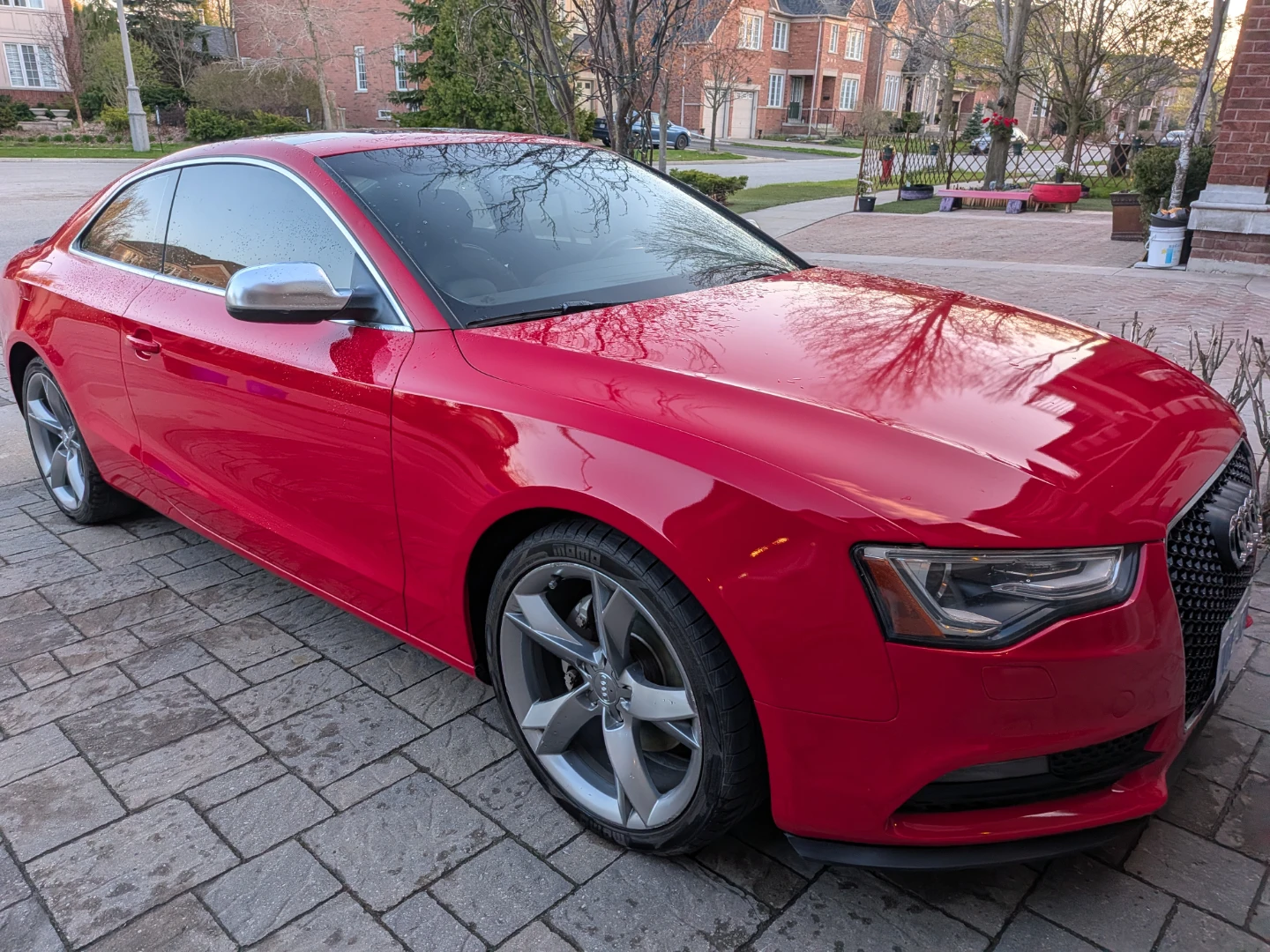 Red Audi S5 Coupe - photo 3