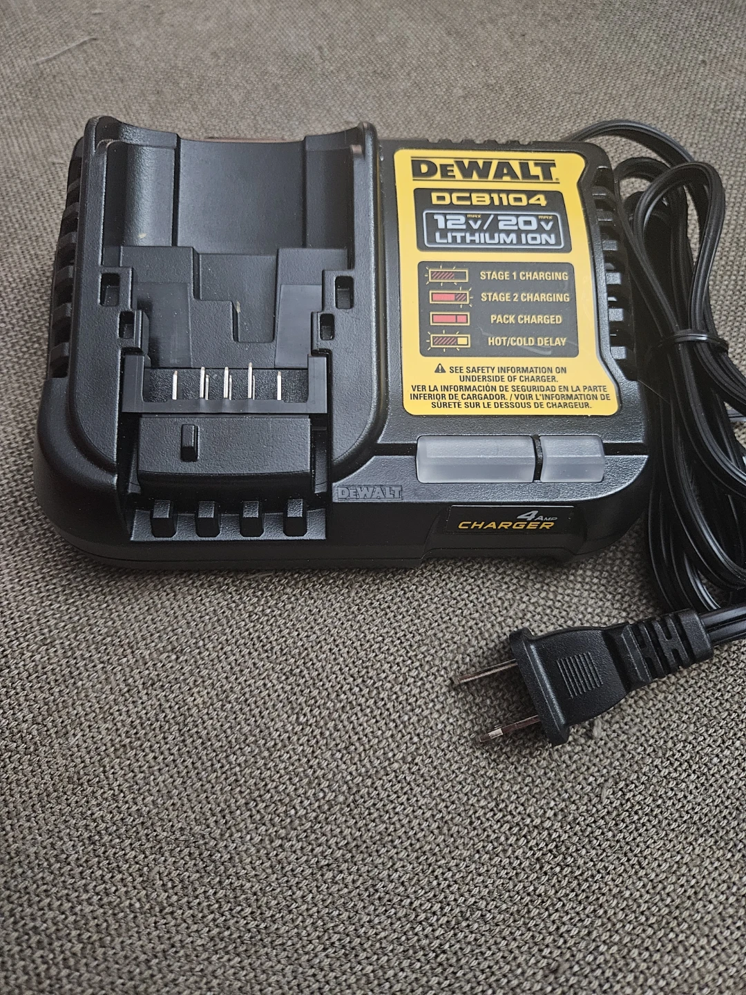 DeWalt DCB1104 12V/20V Lithium Ion Battery Charger