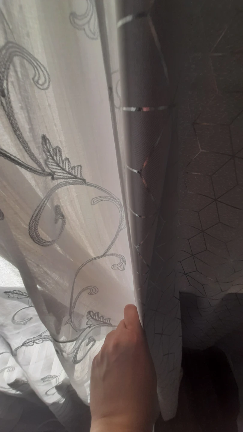 Sheer Curtains with Scroll and Geometric Pattern - photo 4