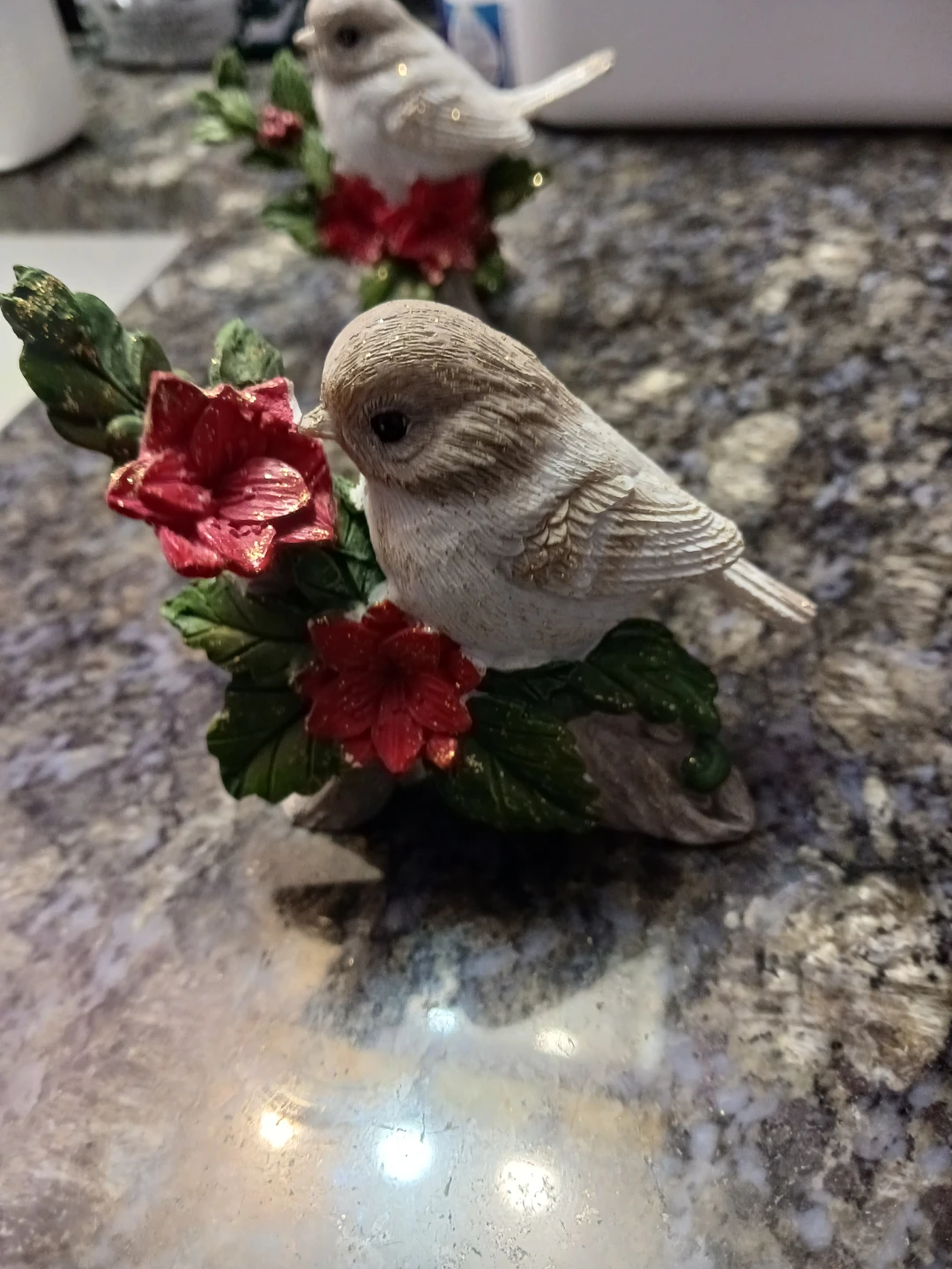 Set of 2 Ceramic Bird Figurines with Red Flowers - photo 4