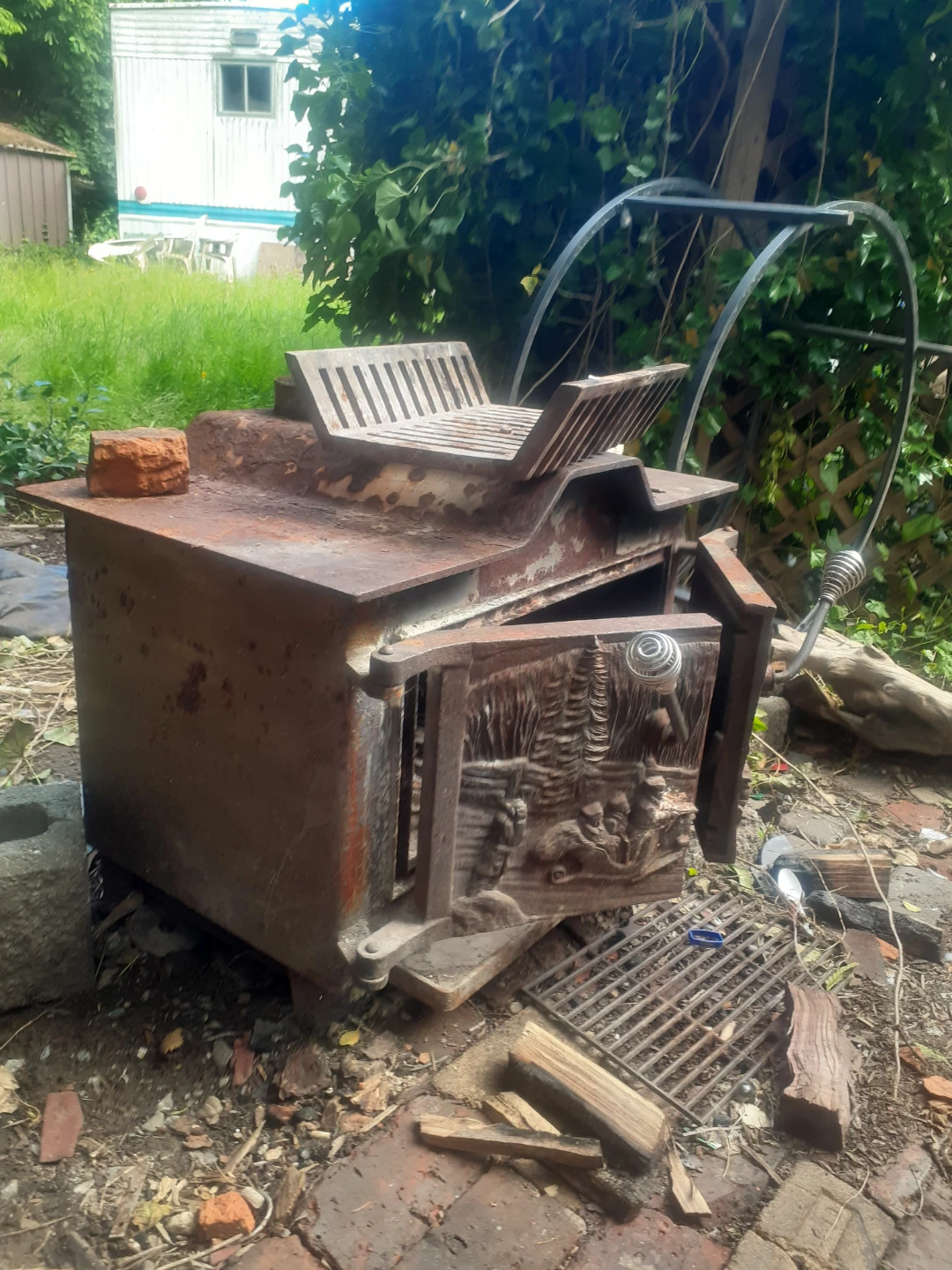 Rustic Cast Iron Wood Burning Stove/Cooker - photo 2