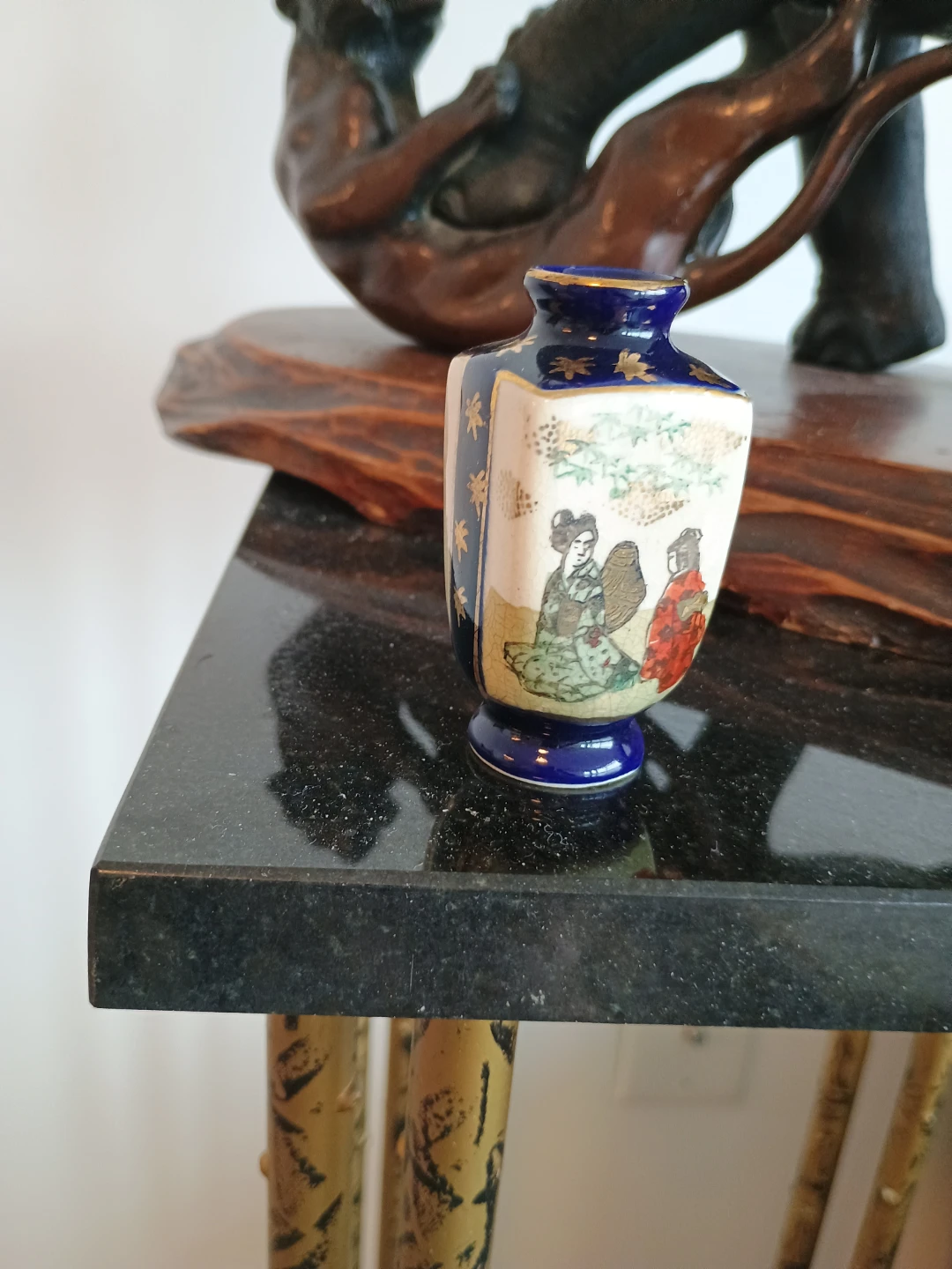 Miniature Decorative Vase with Japanese Figures - photo 2