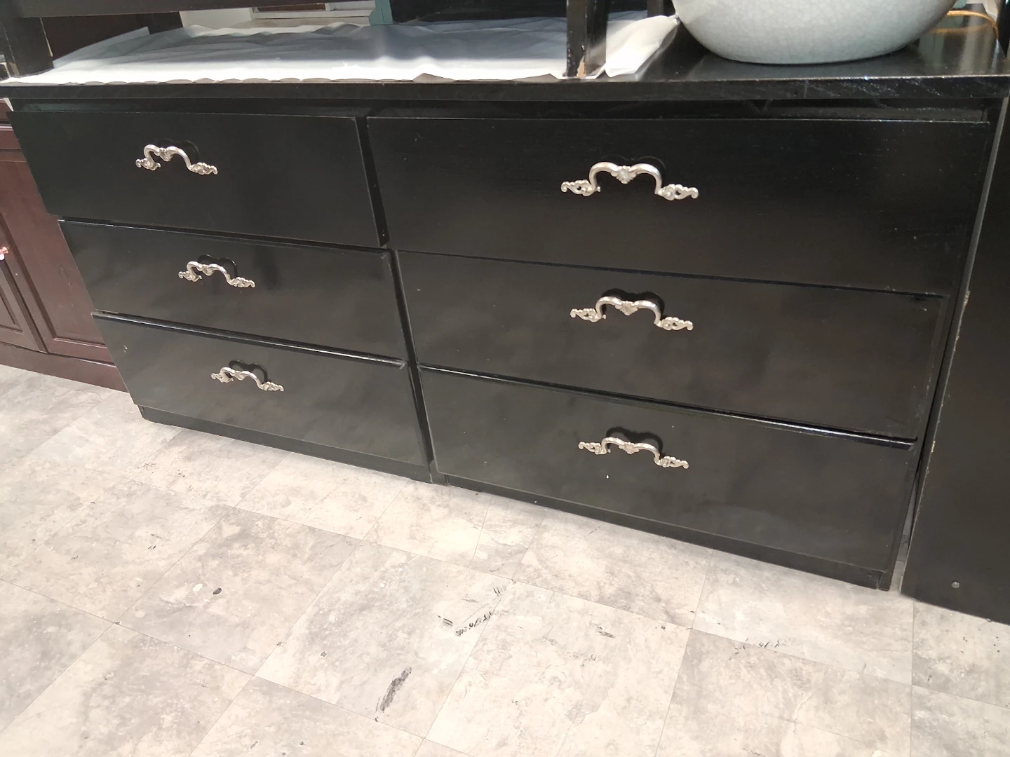 Venta de muebles 5521w Belmont av - photo 3