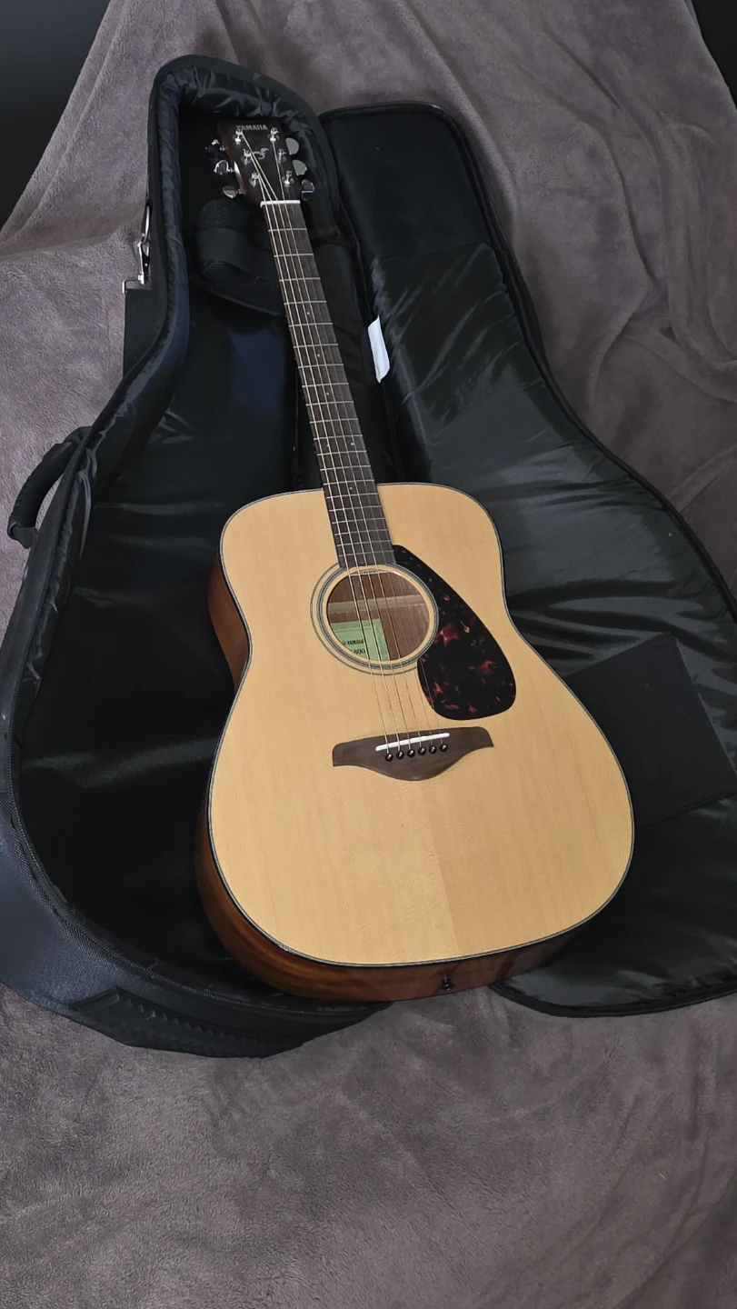 Yamaha FG800 Acoustic Guitar with Gig Bag
